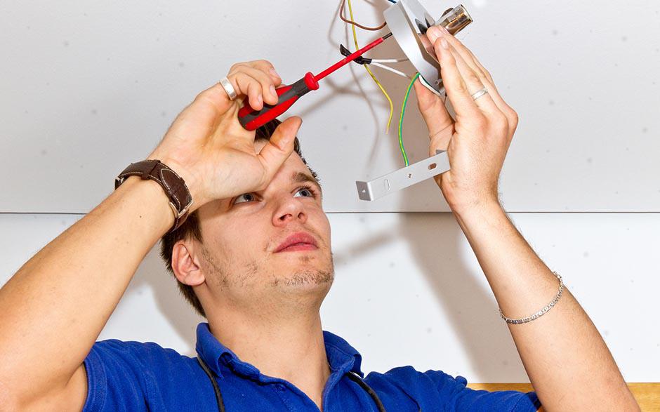 électricien dans le bâtiment Champs-sur-Marne
